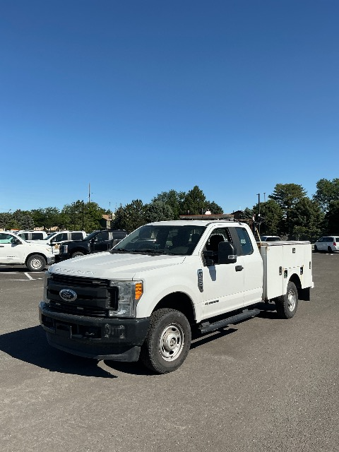 2017 FORD F250 XL EXTENDED CAB 4X4 CHASSIS -- DIESEL -