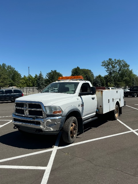 2012 DODGE RAM 5500 SLT REGULAR CAB 4X2 DRW CHASSIS -- DIESEL