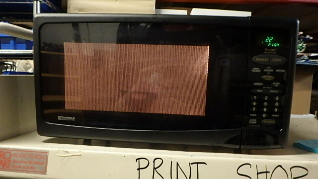 Black Kenmore Countertop Microwave
