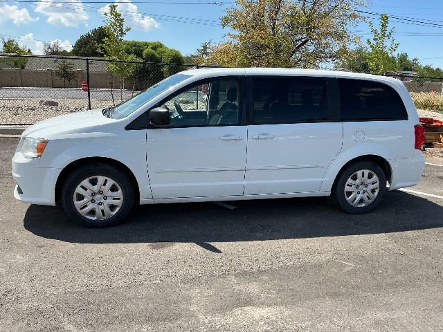 2017 DODGE GRAND CARAVAN SE SEVEN SEATER MINI VAN -- UNLEADED/E85