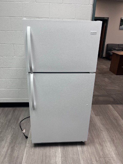 Frigidaire Model 15CF Refrigerator