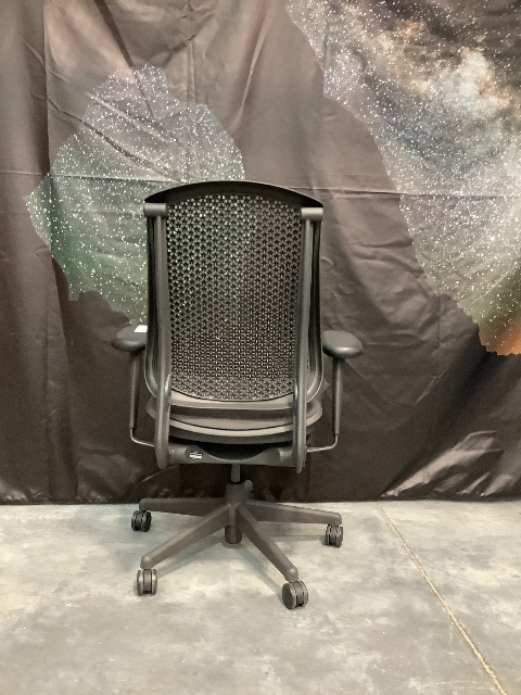 Herman Miller Celle Chair photo 2