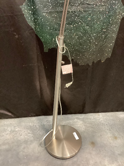 Tripple Threat Illumination Station Lamp photo 2