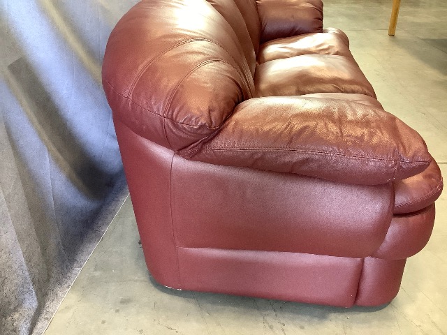 Red Oxblood 3 Seater Sofa photo 2