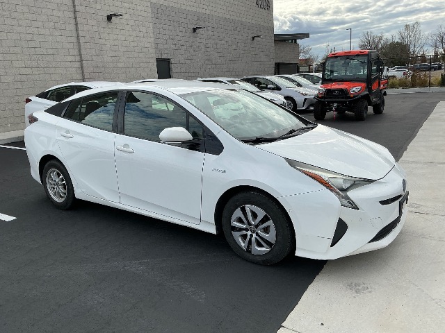 2018 TOYOTA PRIUS II 4 DOOR HYBRID SEDAN -- UNLEADED/ELECTRIC photo 3