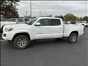 2018 TOYOTA TACOMA SR5 EXTENDED CREW CAB 4X4 TRUCK -- UNLEADED